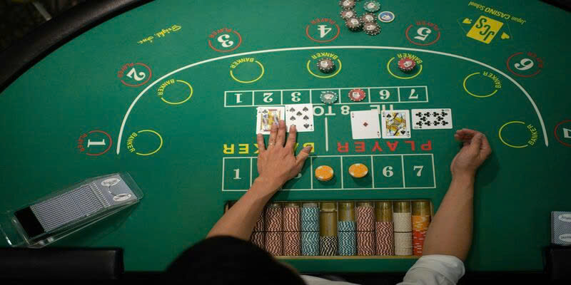 Khi chơi game Baccarat điểm sẽ tính thế nào?